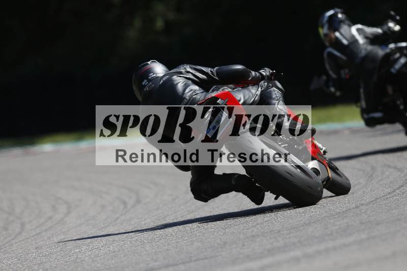 /43 08.08.2025 Discover the Bike ADR/Race 3 rot/299